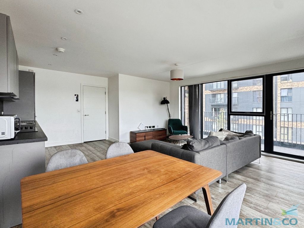 Property photo 3 of 13 F584B26A--4A71-A188-8568F1B55D04-13477-00000696A92
