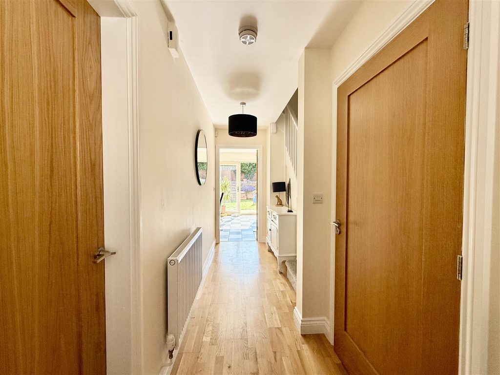Property photo 3 of 17 3