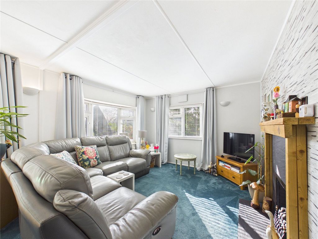 Property photo 3 of 17 Picture No. 09