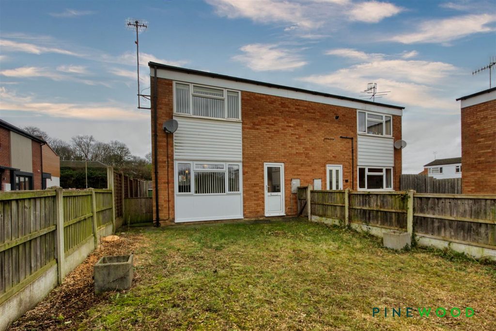 Property photo 2 of 18 Rear