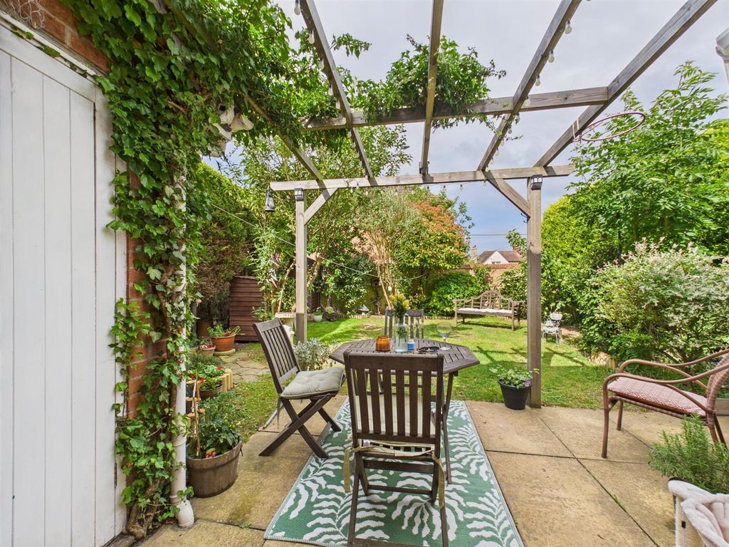 Property photo 2 of 20 Garden 2.Jpg