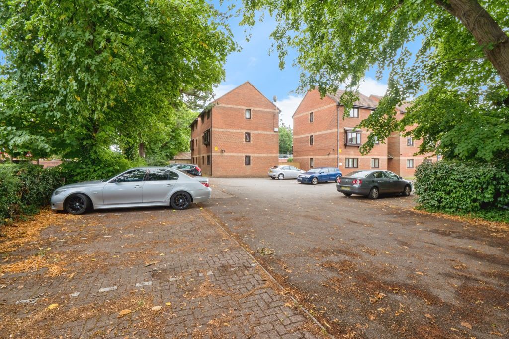 Property photo 1 of 11