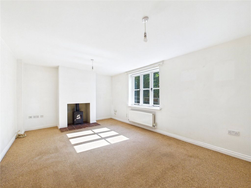 Property photo 2 of 12 Picture No. 03