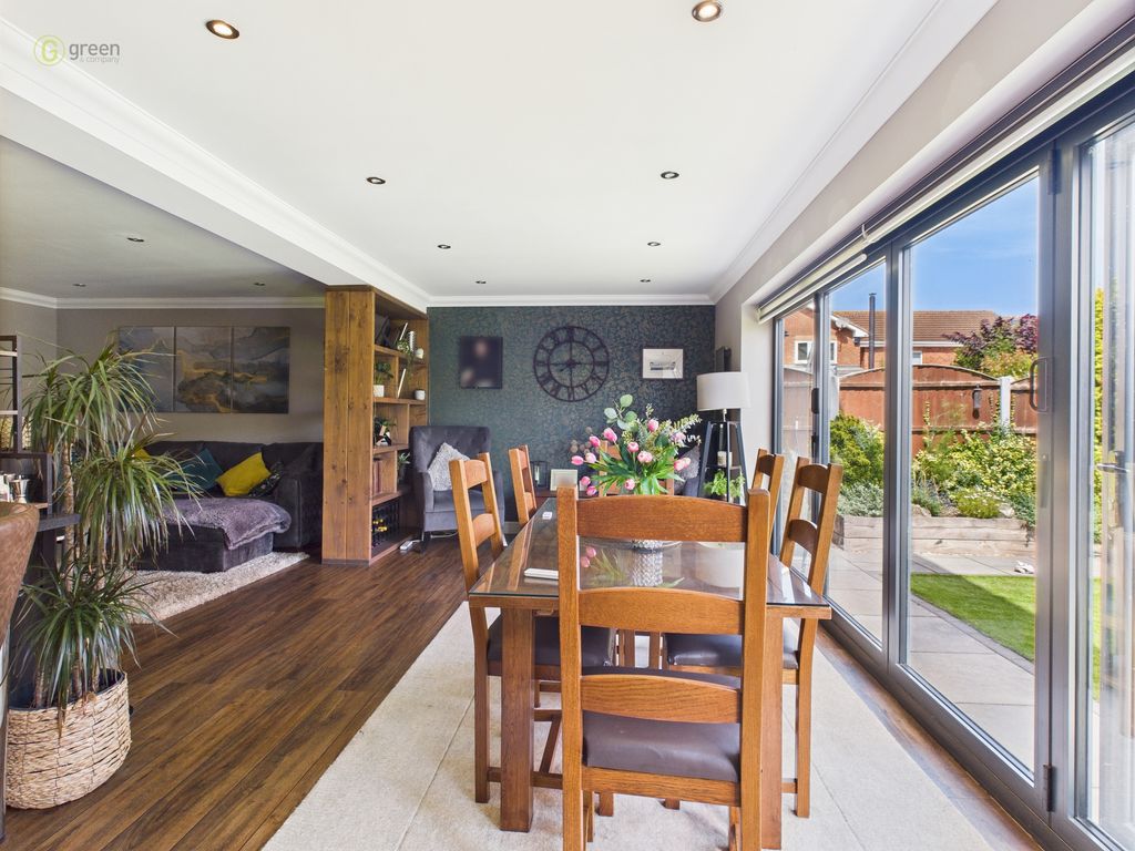 Property photo 2 of 26