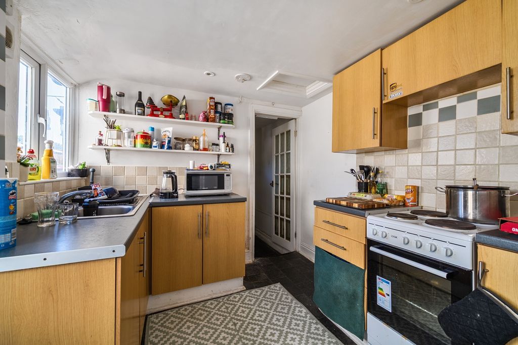 Property photo 3 of 21 22-6A7Da86c1c33B-1500128-19Ffac9Ebba41-33-33-1