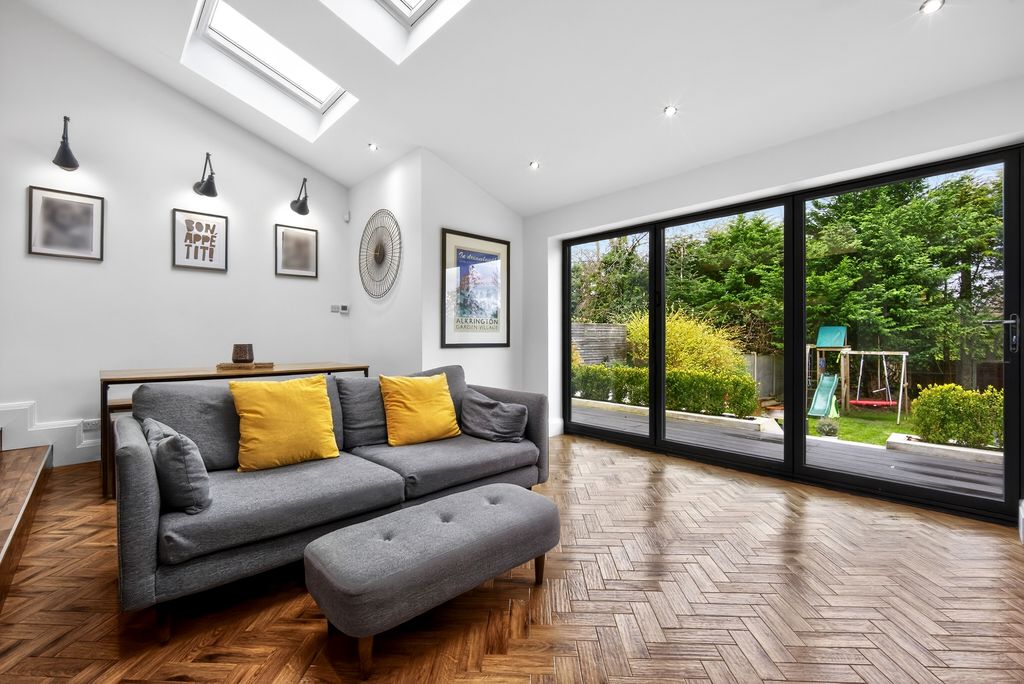 Property photo 3 of 20