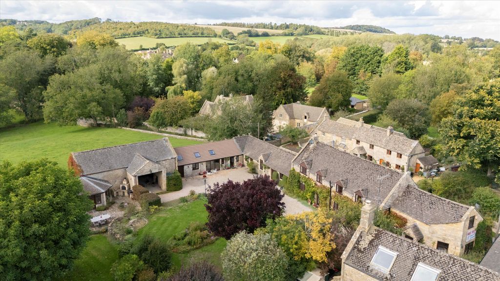 Property photo 2 of 30 Image