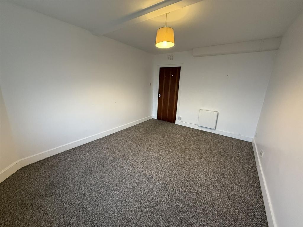 Additional image 9 of 1 bed flat for saleBraemar Avenue, Dumfries DG1