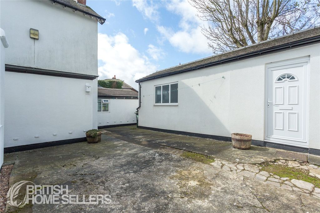 Property photo 3 of 36 Picture No. 08