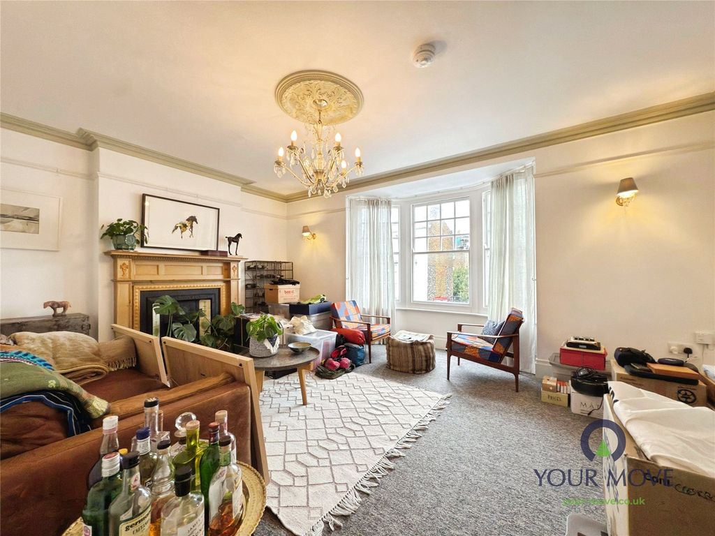 Property photo 2 of 6 Picture No. 10