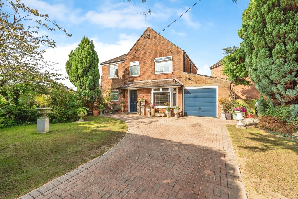 Property photo 1 of 17 Photography