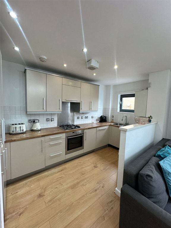 Property photo 1 of 13 Picture No. 09