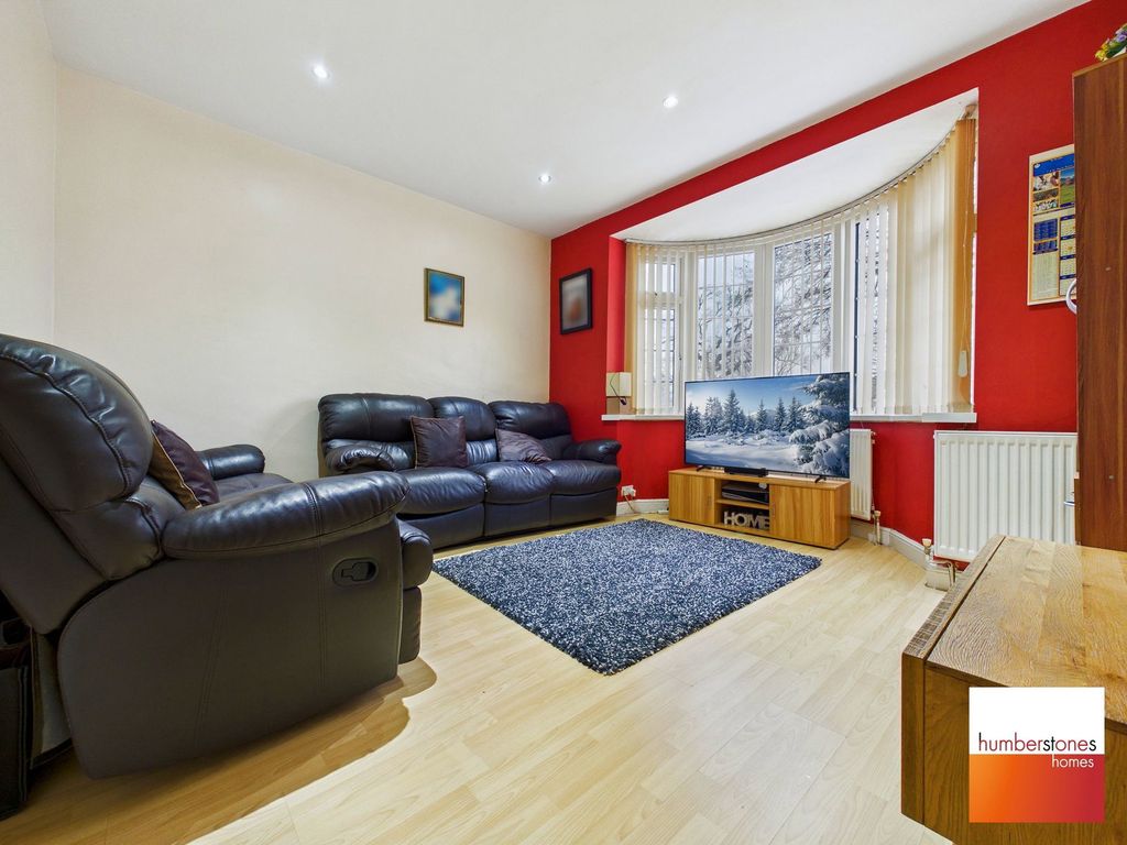 Property photo 3 of 21