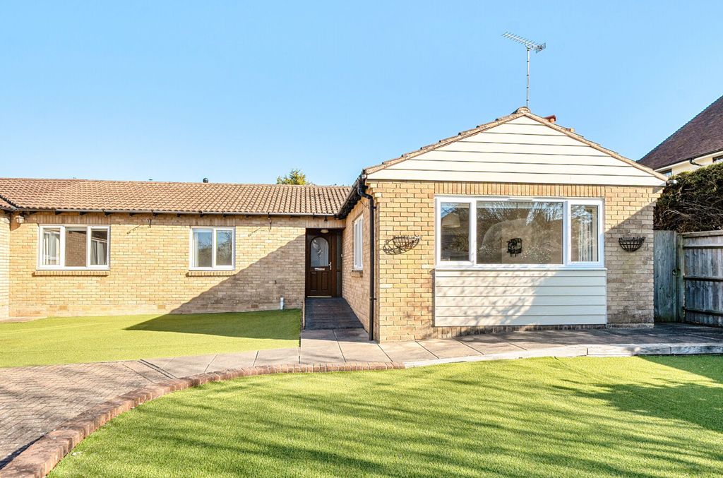 Property photo 1 of 21