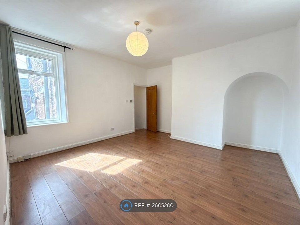 Property photo 2 of 10 Lounge