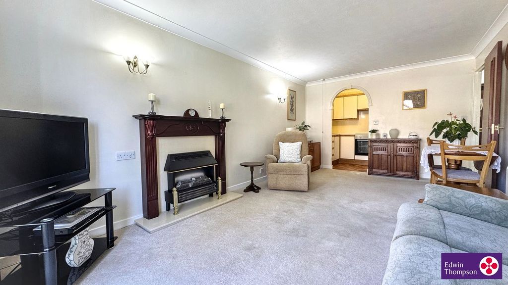 Property photo 3 of 14