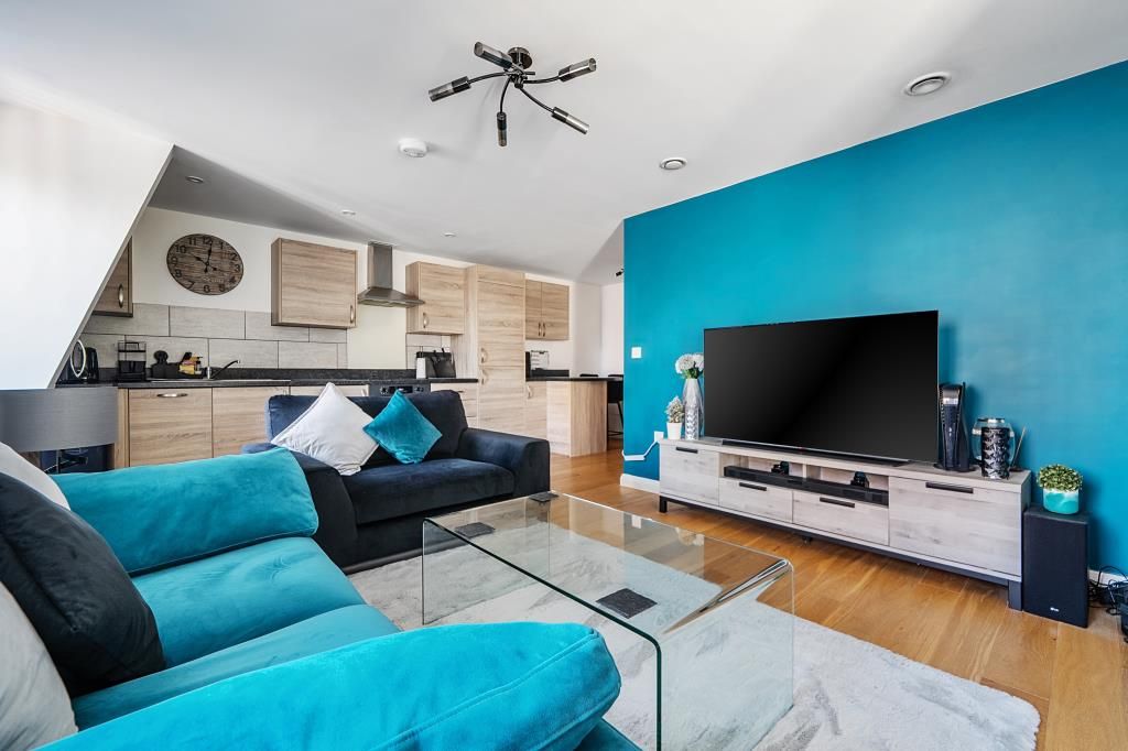 Property photo 3 of 21 Reception Room