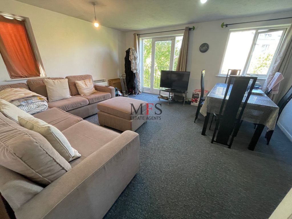 Property photo 1 of 18 Photo 13