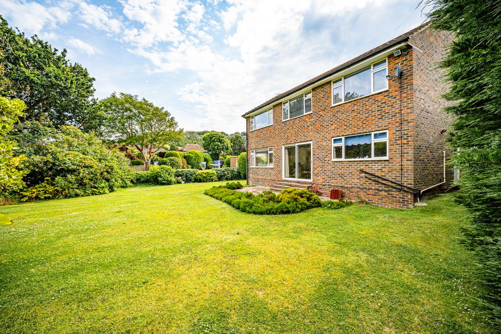 Property photo 3 of 23