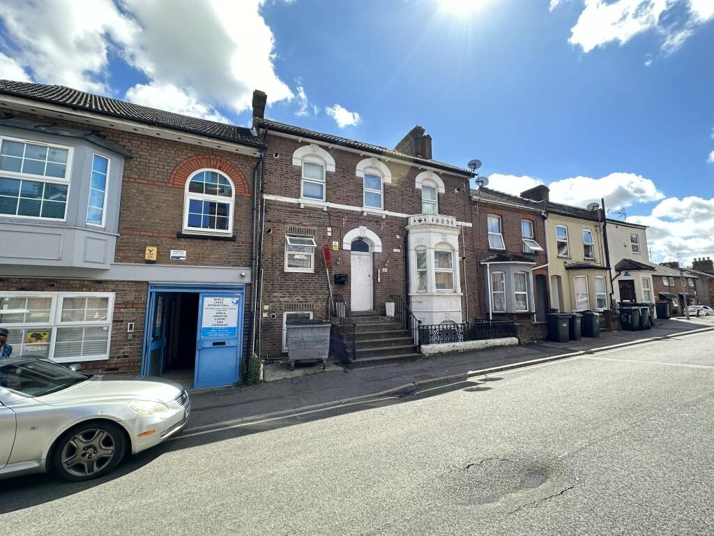 Property photo 2 of 3