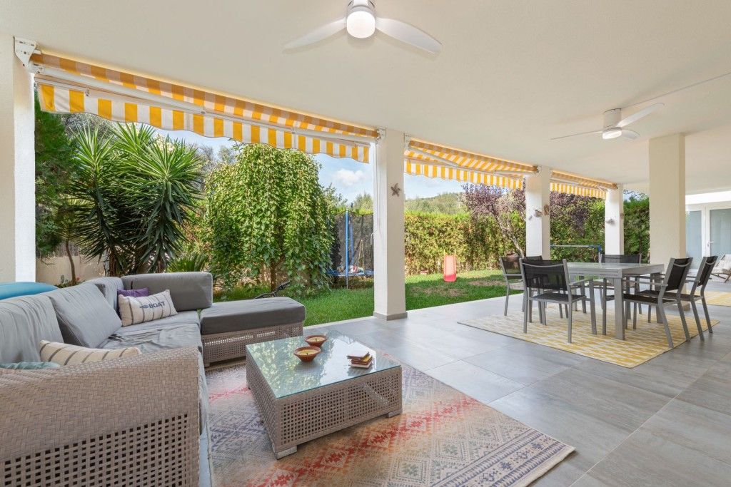 Property photo 1 of 20 Covered Terrace (1)
