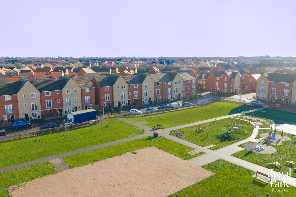 Property photo 2 of 21 Aerial View