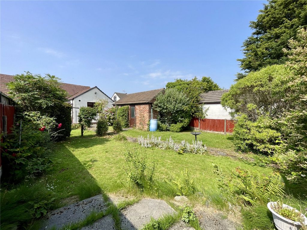 Property photo 3 of 15 Picture No. 12