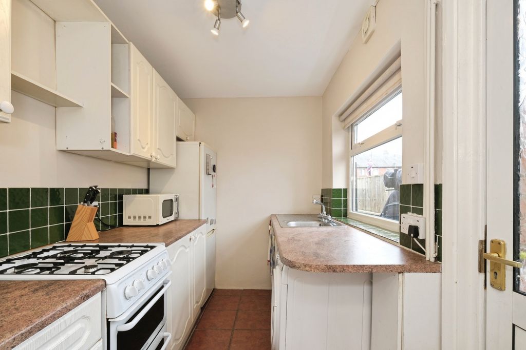 Property photo 2 of 13