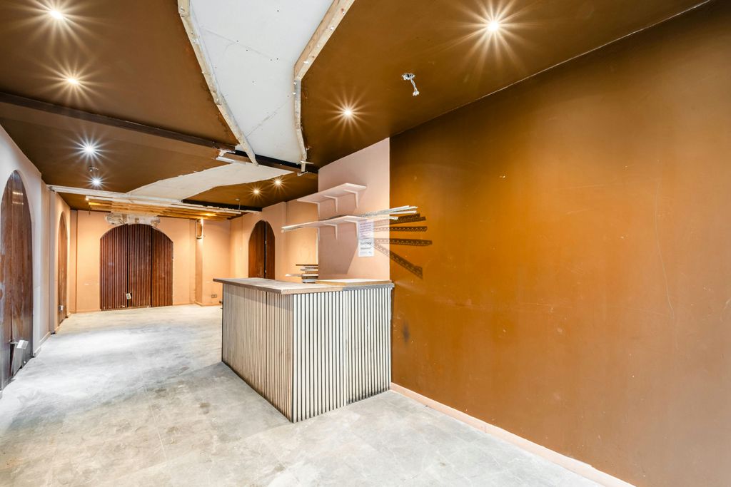 Property photo 3 of 12 Wentworth St 73 Low Res 5.Jpg