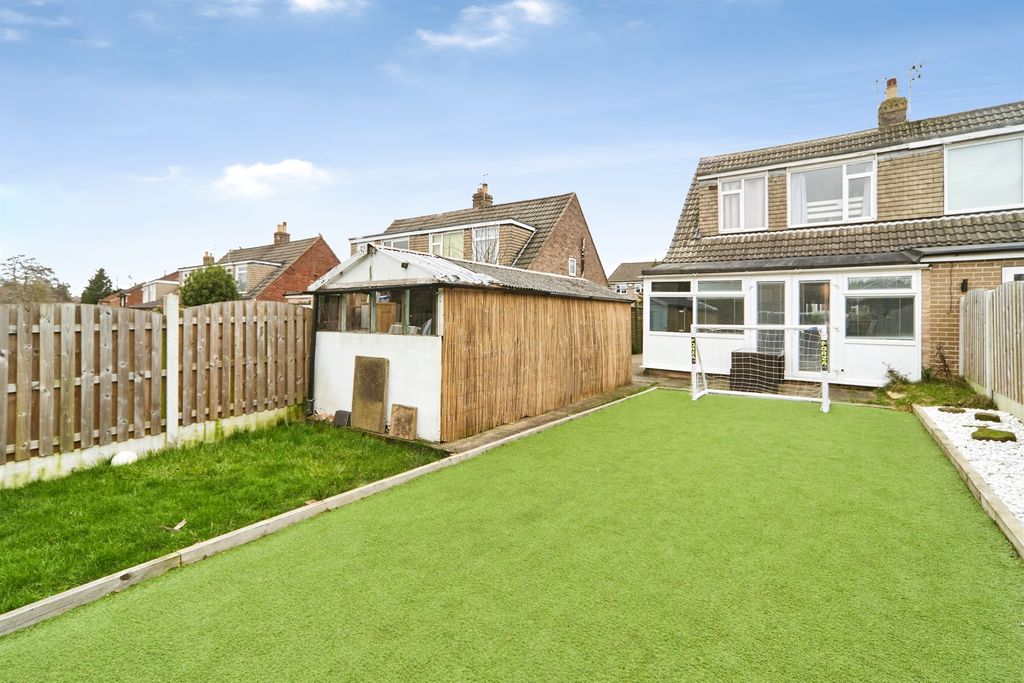 Property photo 3 of 14