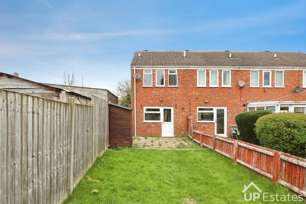 Property photo 2 of 19