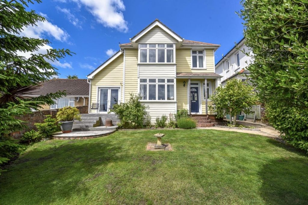 Property photo 1 of 68
