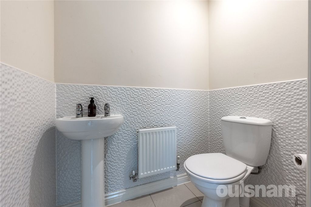 Property photo 3 of 19 Picture No. 05