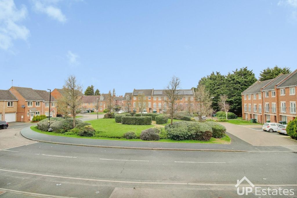 Property photo 2 of 29