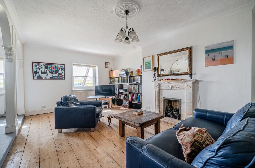 Property photo 3 of 16 1481761-12-6A3Ab0...
