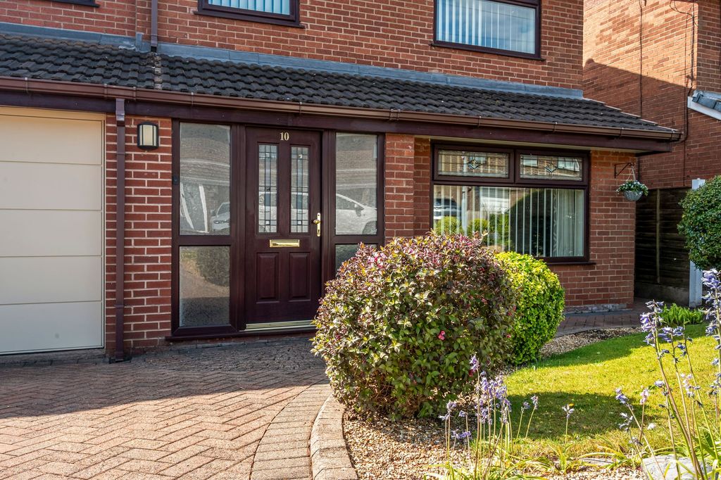 Property photo 3 of 51