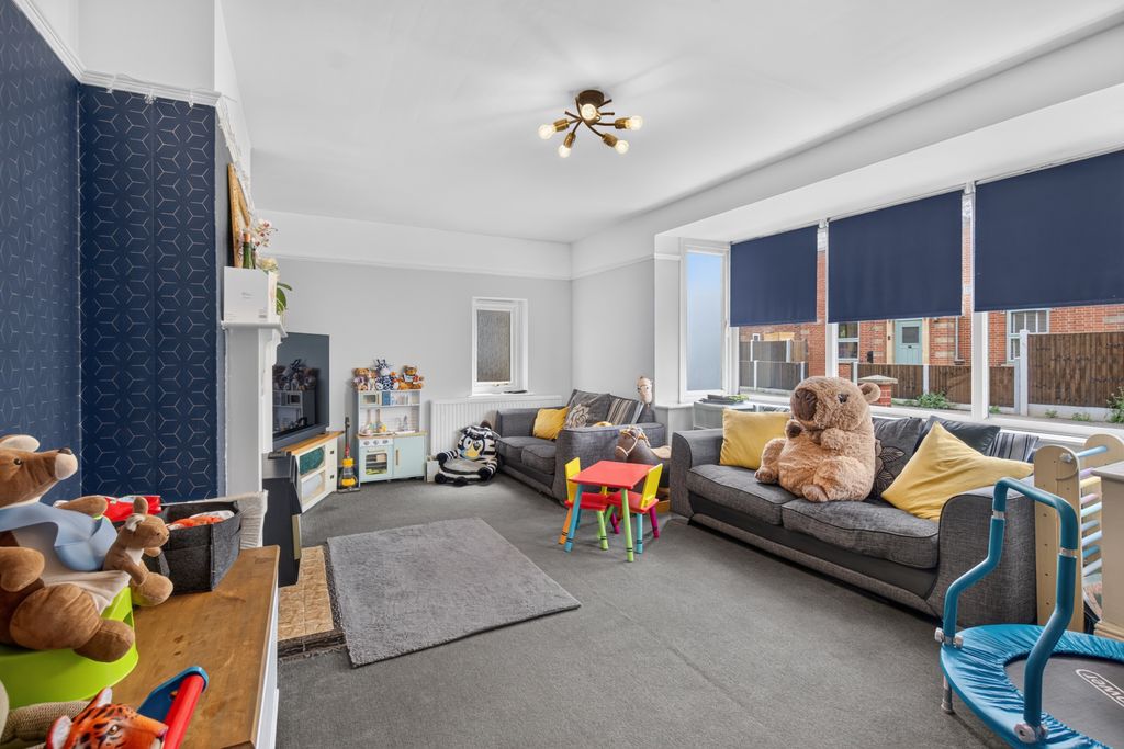Property photo 3 of 28 A6703752