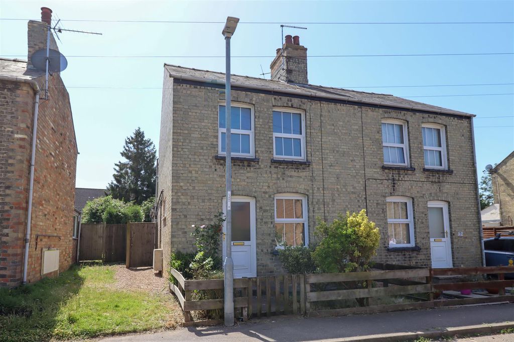 Property photo 1 of 9 Front.Jpg
