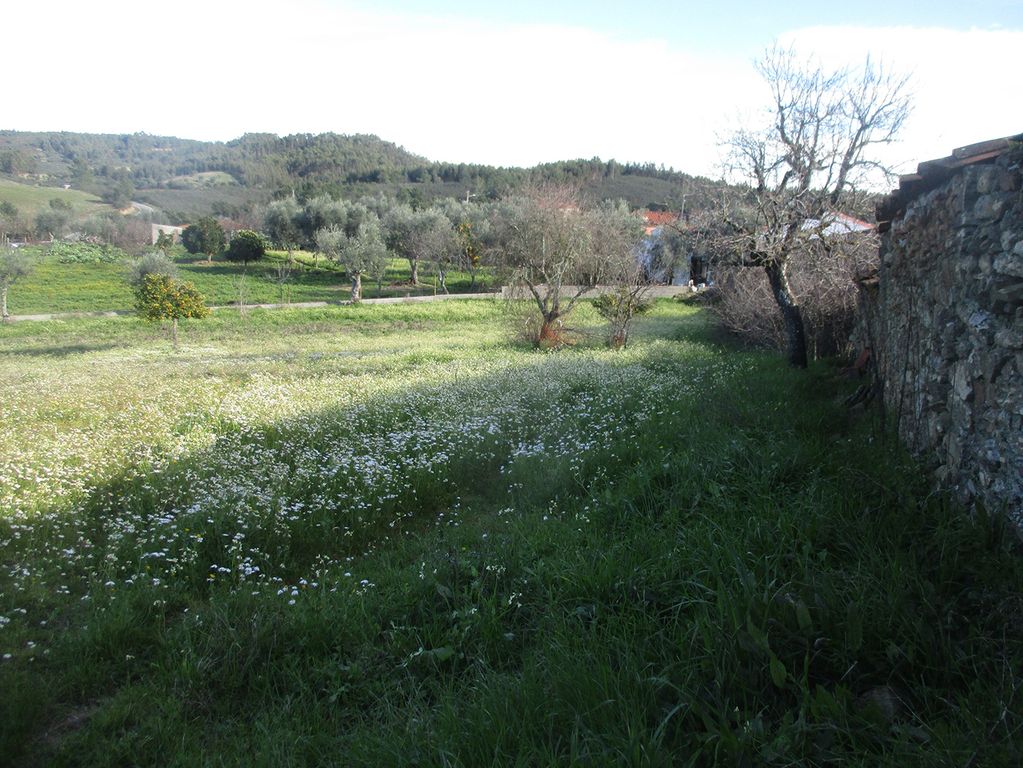 Property photo 2 of 11