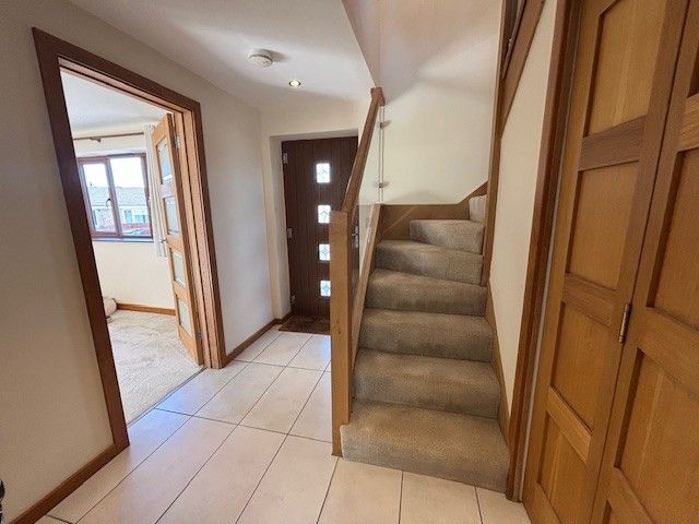 Property photo 3 of 37