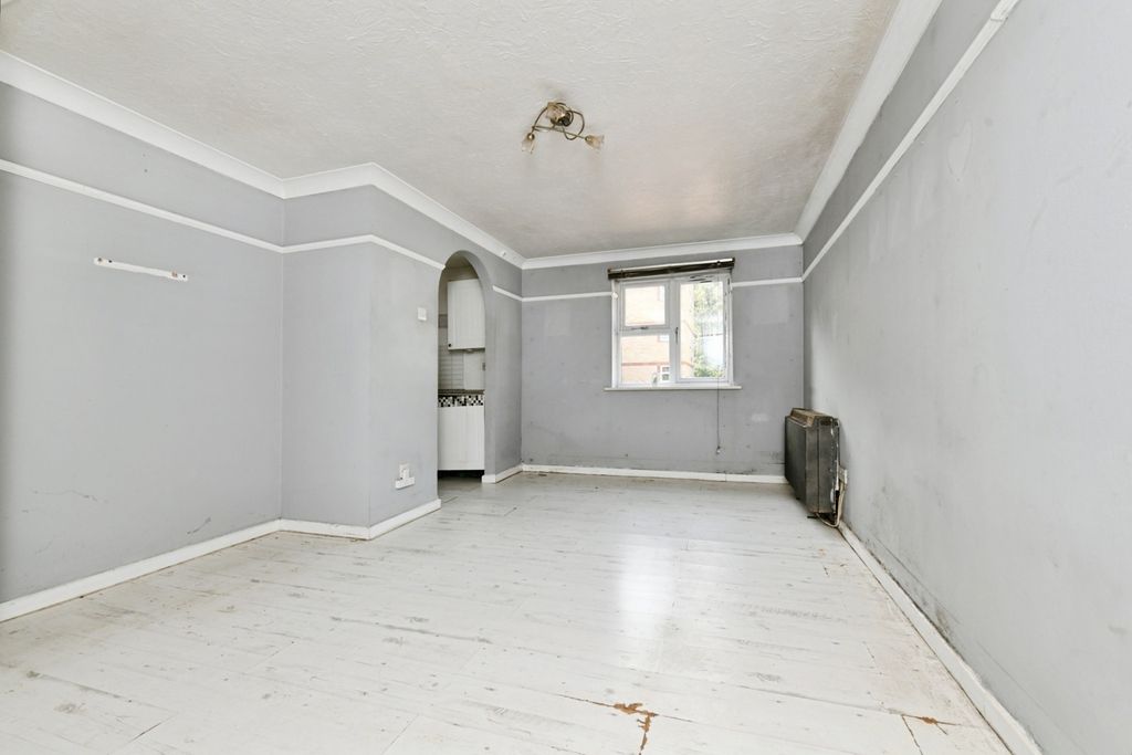Property photo 2 of 13 Pbox-Img.Jpg