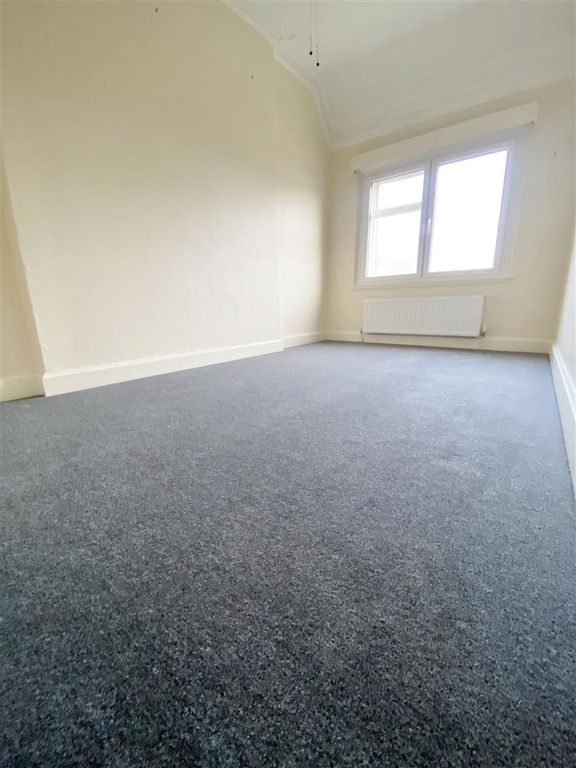 Property photo 3 of 30 Bedroom 2