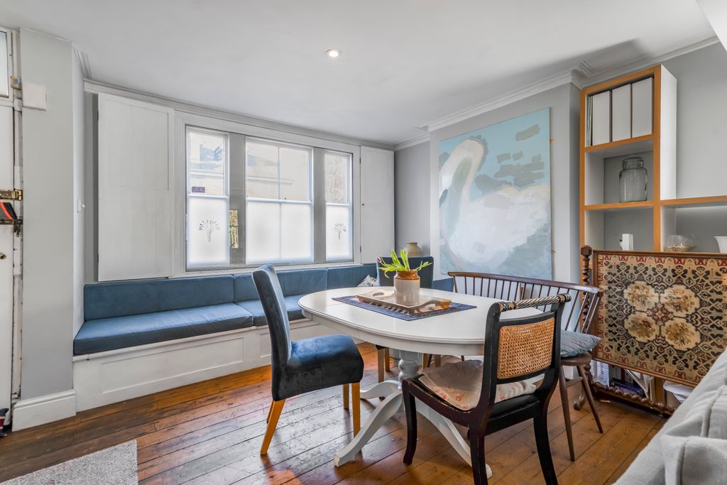 Property photo 2 of 18 Open Plan Living