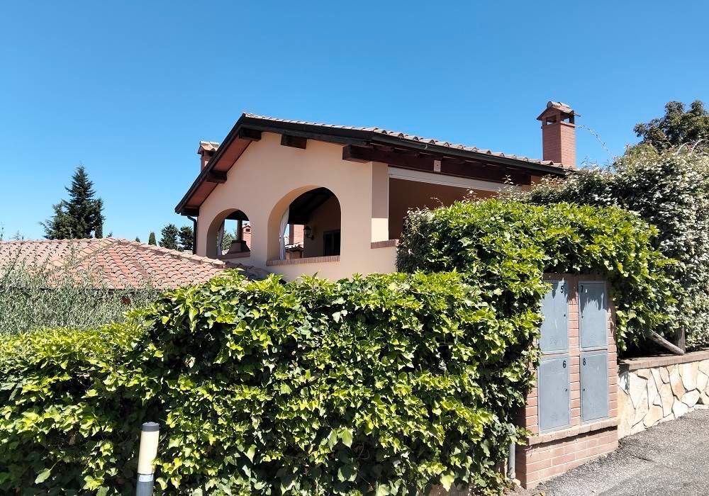 Property photo 1 of 30
