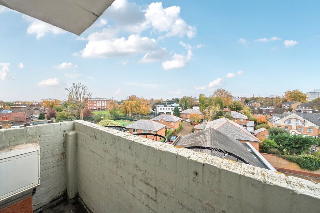 Property photo 2 of 10 Picture No. 22