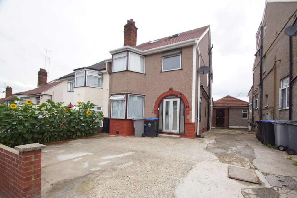 Property photo 1 of 4
