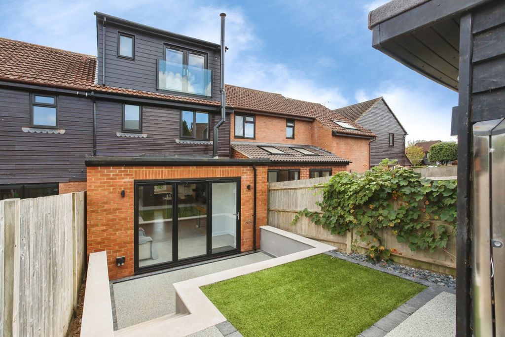 Property photo 1 of 15 Pbox-Img.Jpg