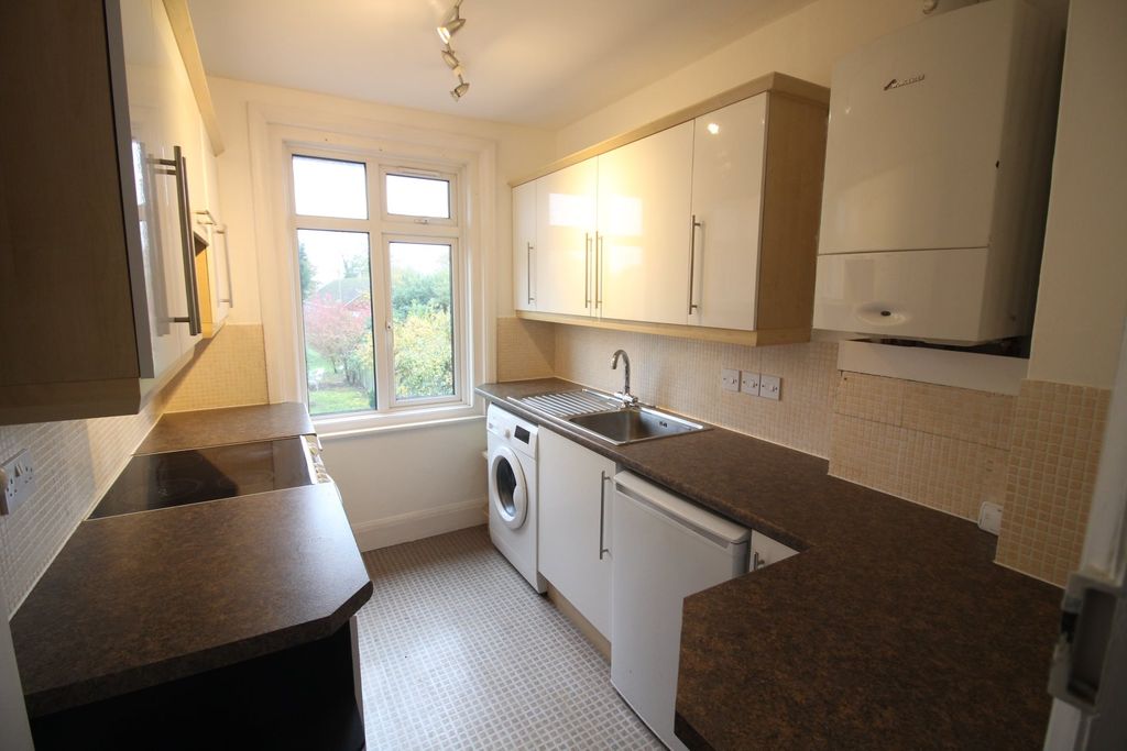 Property photo 3 of 14 Img_4103