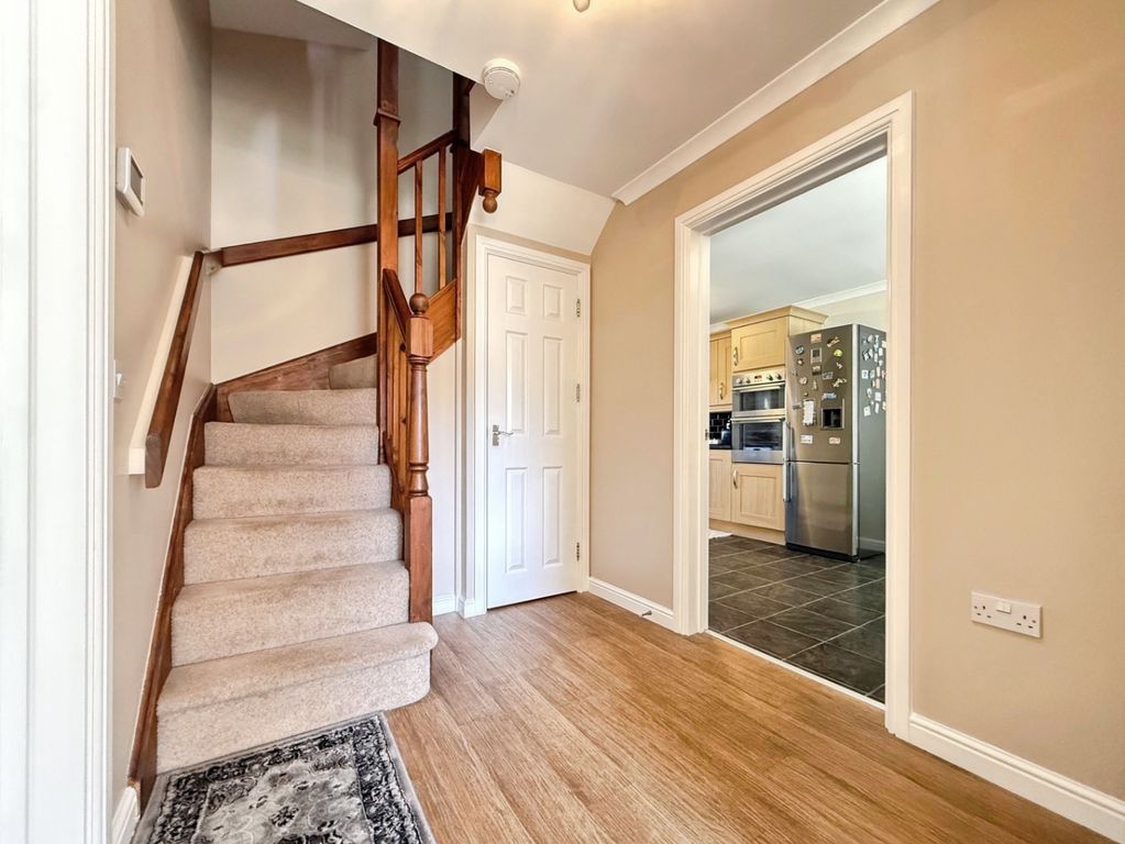 Property photo 3 of 37 4989745