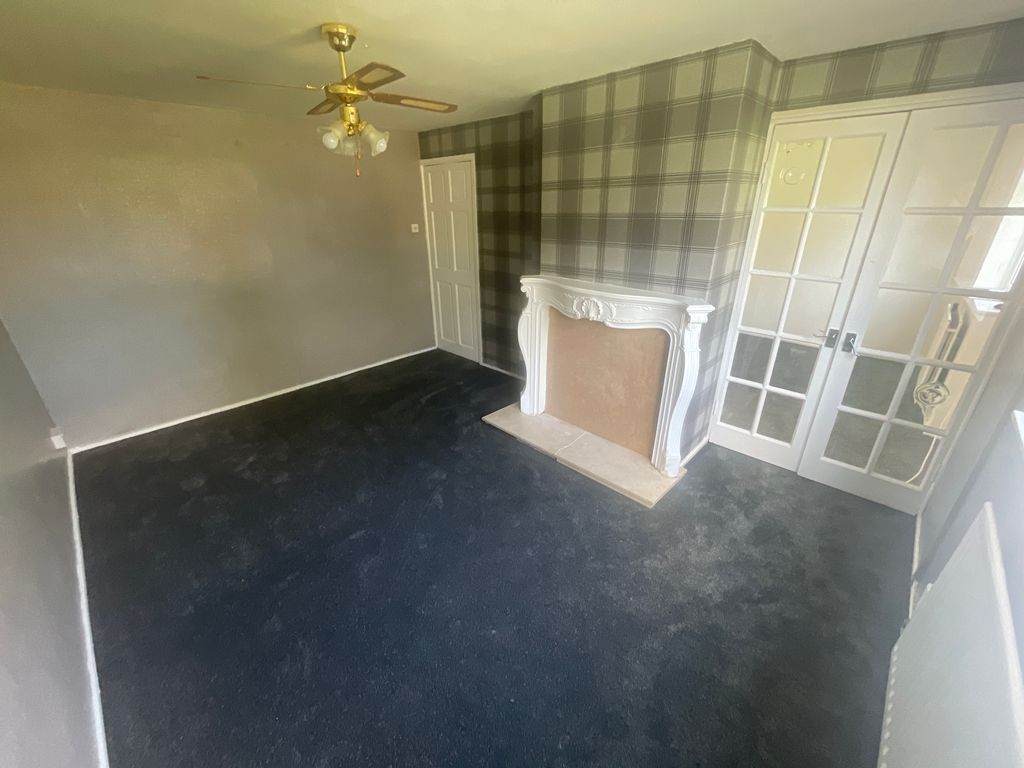 Property photo 2 of 16 General 73A2842F-930
